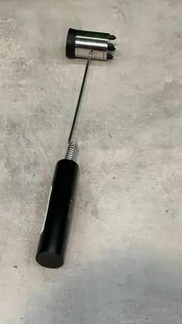 H24. Cây Búa Lớn Lò Xo (Dụng Cụ Diện Chẩn) Bùi Quốc Châu