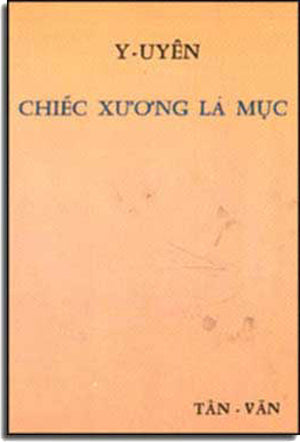 Chiếc Xương Lá Mục .