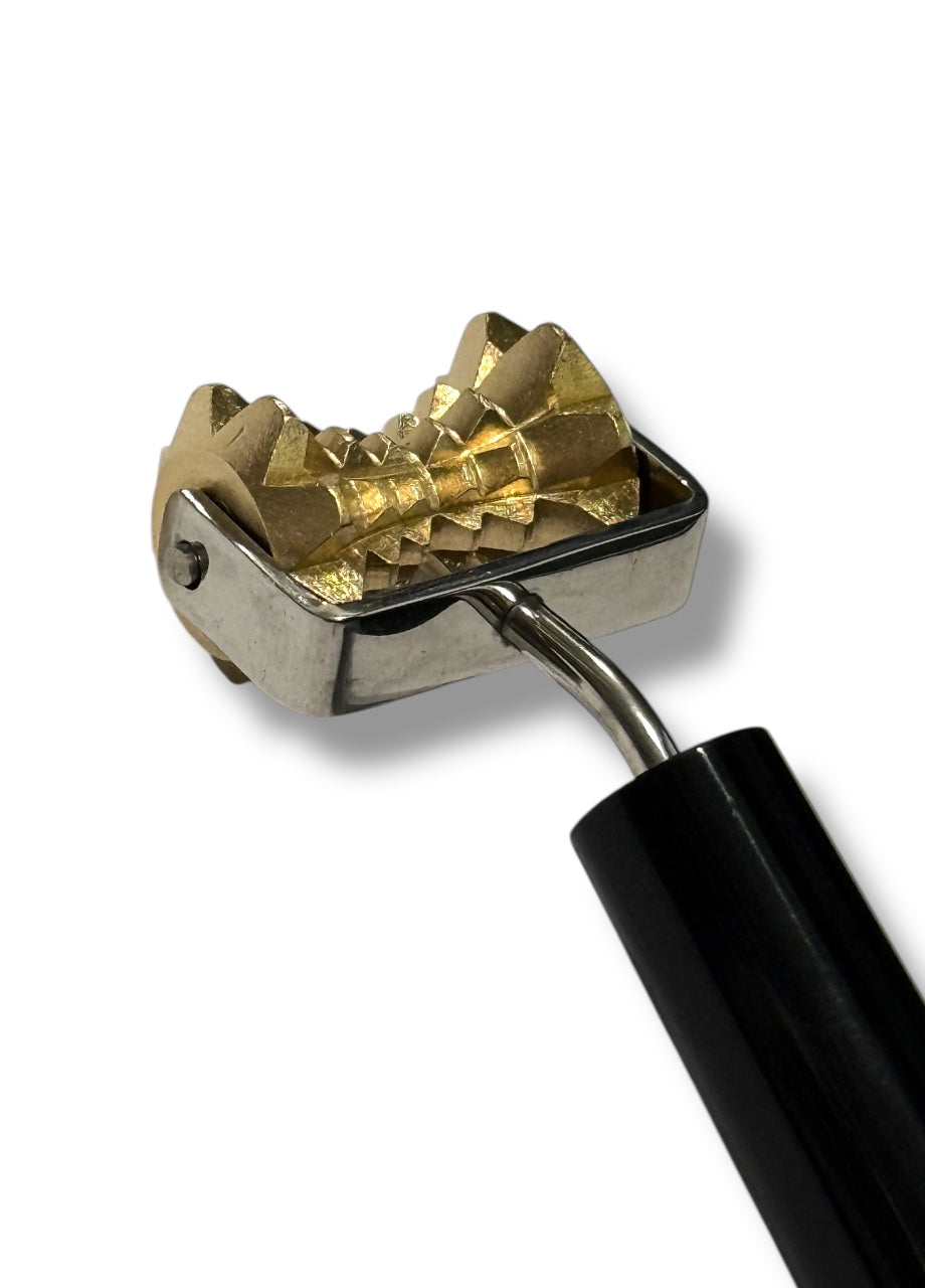 Lăn Đồng Lõm (Dụng Cụ Diện Chẩn)